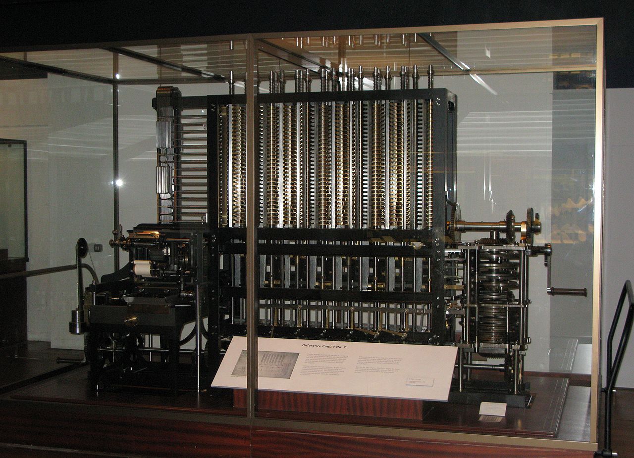 完全動作する階差機関。カリフォルニア州コンピュータ歴史博物館。出典：Wikipedia